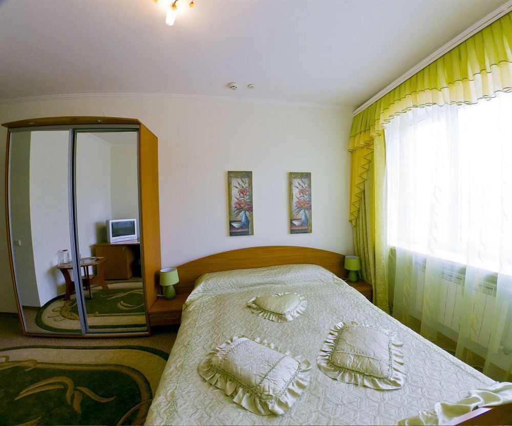 Villa Kristina Truskavets Ngoại thất bức ảnh