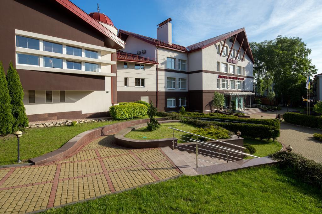 Villa Kristina Truskavets Ngoại thất bức ảnh